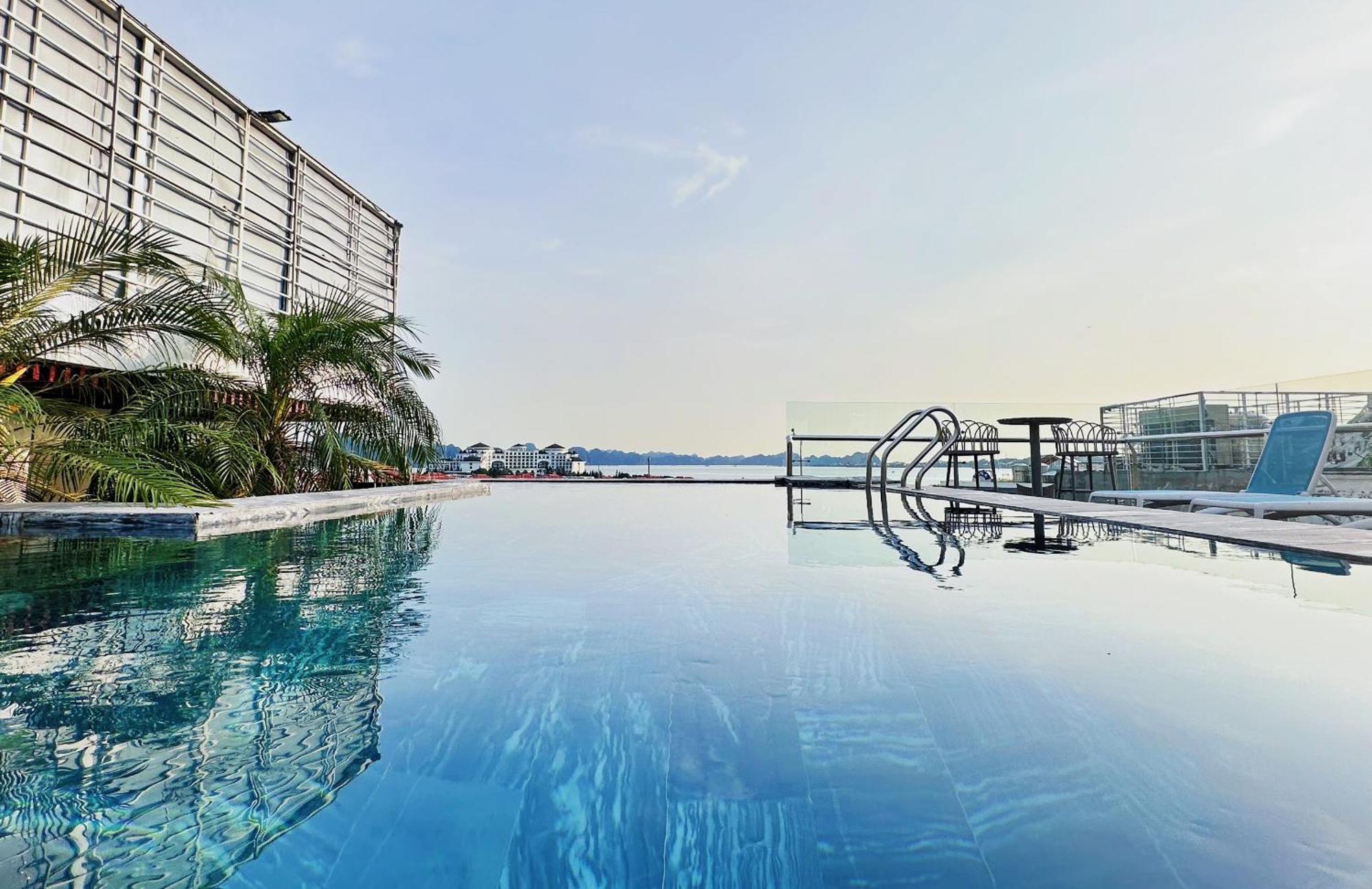 Green Suites Hotel Hạ Long Exterior foto